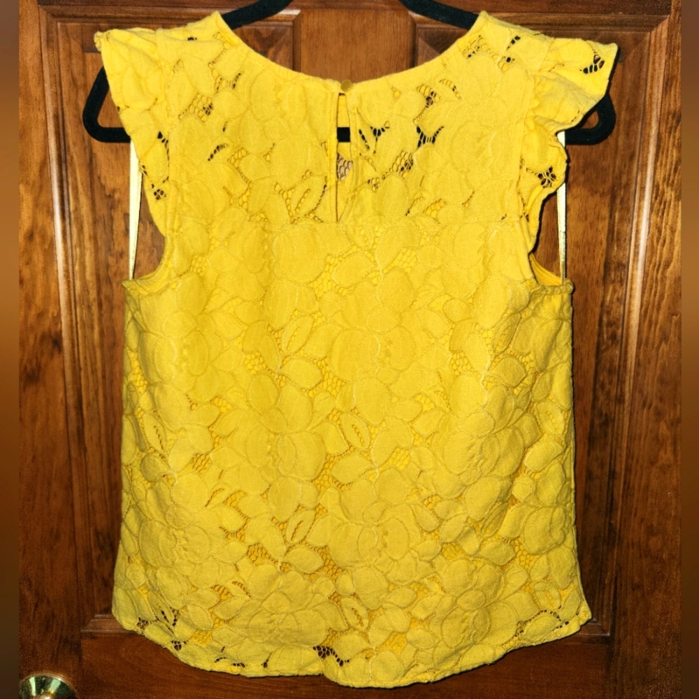 Monteau L yellow top blouse sleeveless ruffle sleeve lace